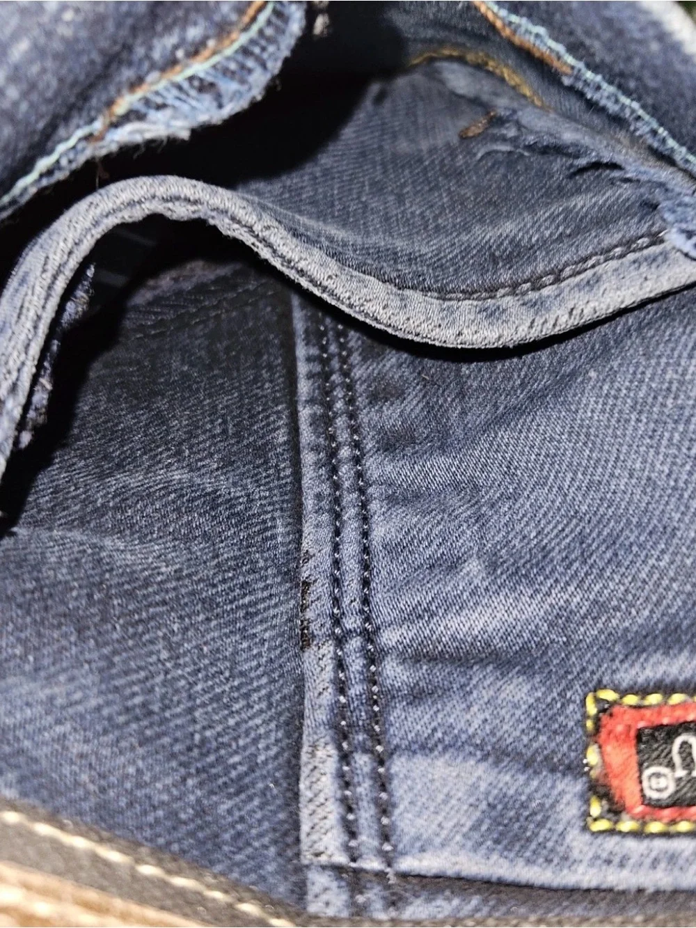 Upcycled travelteli denim